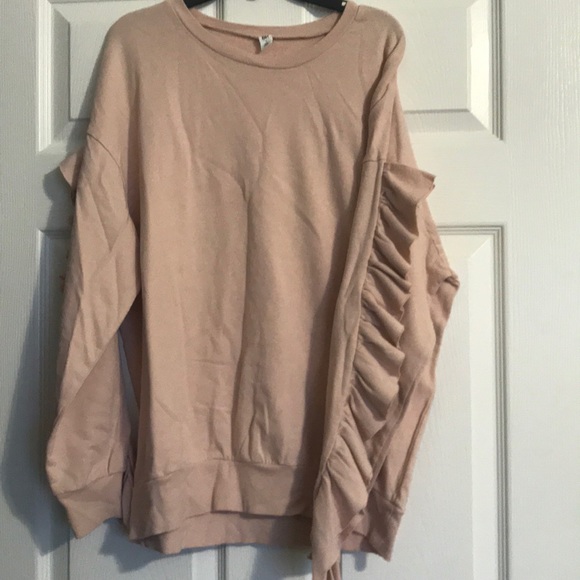 BP. Ruffle Sleeve Sweatshirt - Picture 7 of 7